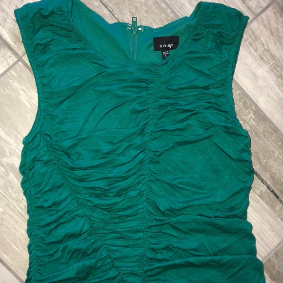 🎁☄️SNAP ROUCHED DRESS 👗 - Picture 2 of 6